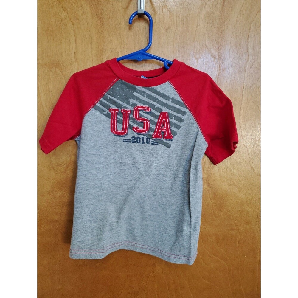 Boy's size 4t gray red short sleeve USA 2010 t shirt